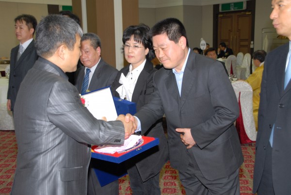 105f55ccbb89aa8b8c5f7d430c57763e_1763812