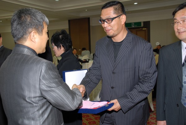 105f55ccbb89aa8b8c5f7d430c57763e_1763812