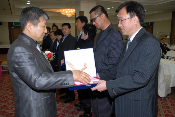 105f55ccbb89aa8b8c5f7d430c57763e_1763812