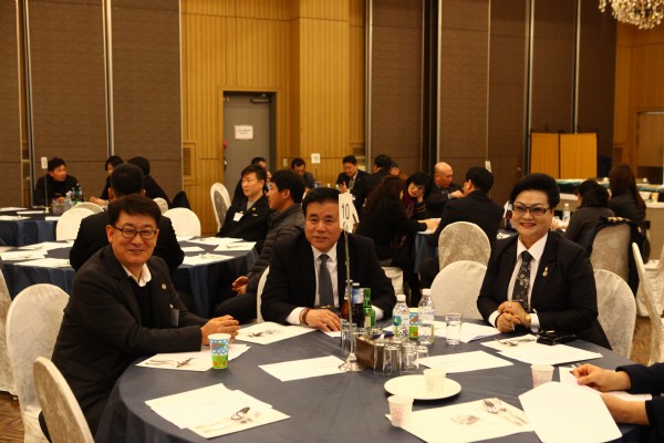 47bdf1bb7dcfdbcbfc2e0c471be4fcc8_1763908