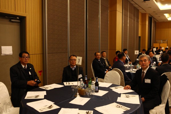 47bdf1bb7dcfdbcbfc2e0c471be4fcc8_1763908