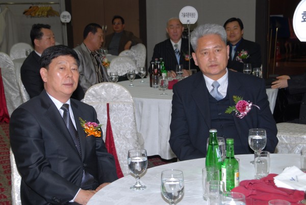 da7fdc9a3008de834329f2ee7cd4c0b4_1763813