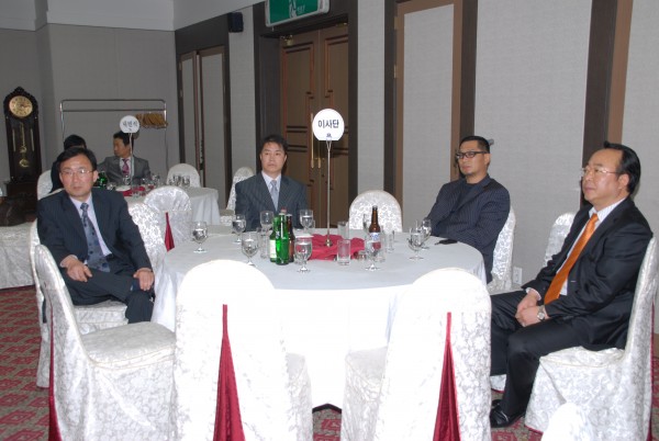 da7fdc9a3008de834329f2ee7cd4c0b4_1763813