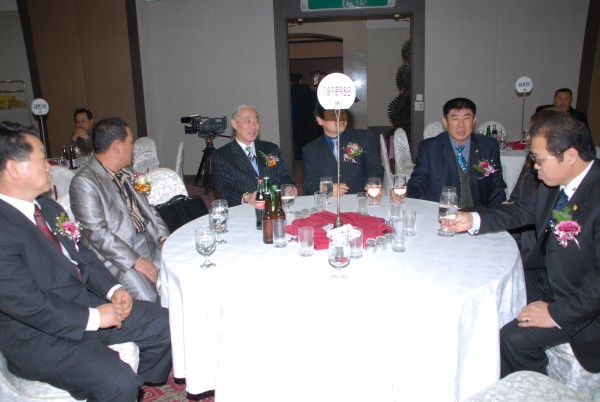 da7fdc9a3008de834329f2ee7cd4c0b4_1763813