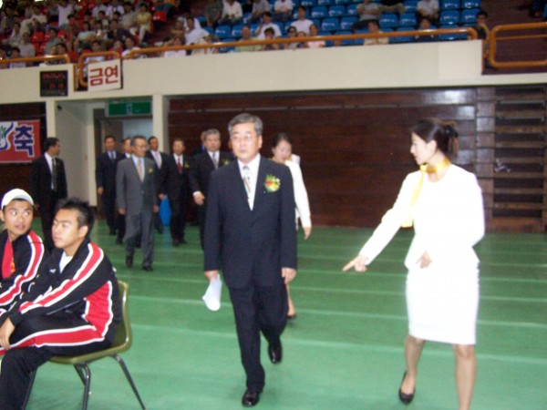 f7a885f02bfcccd5eed422519d9a503f_1763375