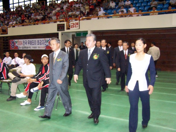 f7a885f02bfcccd5eed422519d9a503f_1763375